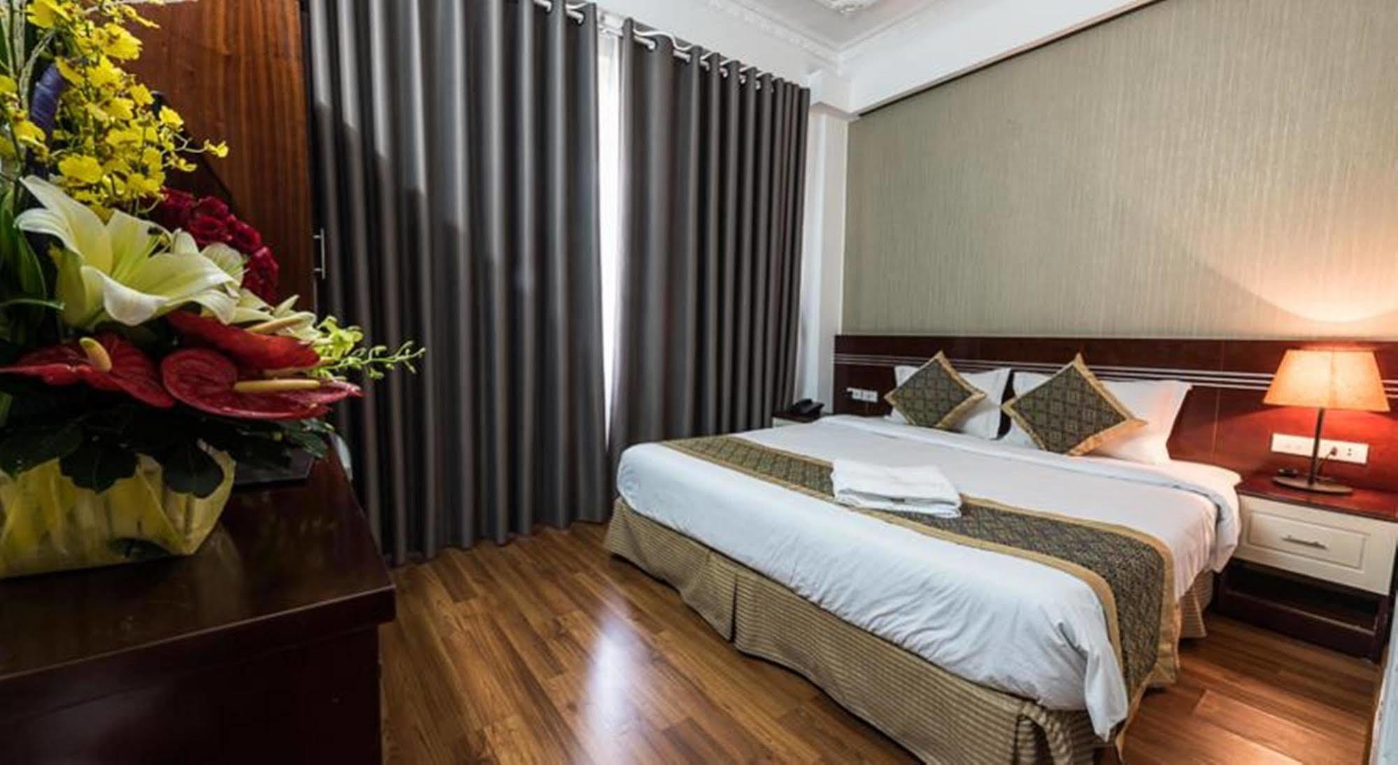 Saigon Odyssey Hotel - The Art Ho Chi Minh City Exterior photo